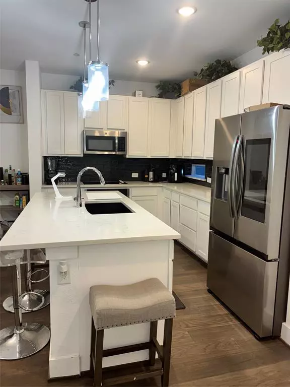 Rowlett, TX 75089,8911 Cave Springs Mews