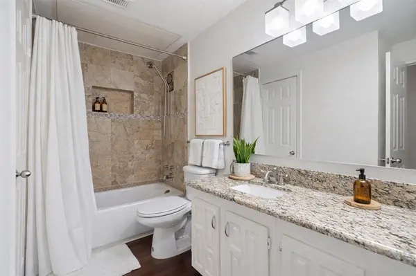 Dallas, TX 75204,3105 San Jacinto Street #208