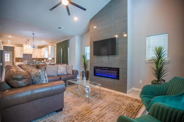 Fort Worth, TX 76104,836 E Maddox Avenue