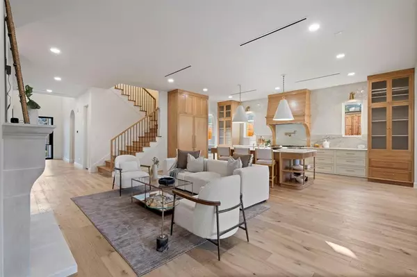 Dallas, TX 75214,6321 Belmont Avenue