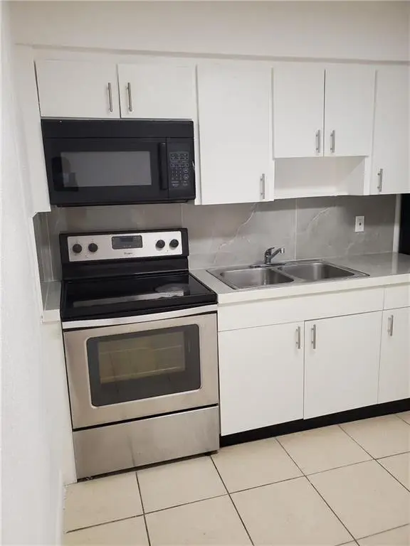 Fort Lauderdale, FL 33312,1713 SW 11th Ct #2