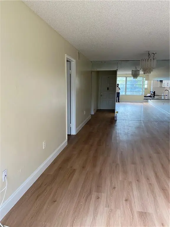 Plantation, FL 33313,Address not disclosed