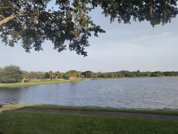 Coconut Creek, FL 33066,2852 S Carambola Cir #2852