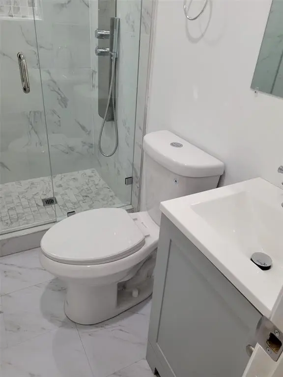 Plantation, FL 33317,291 SW 60th Ave