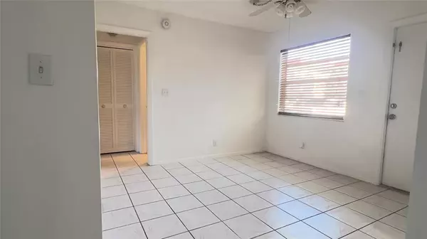 Lauderhill, FL 33313,1281 NW 43rd Ave #106