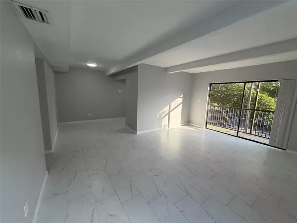 Pompano Beach, FL 33060,1045 S Flagler Ave #717