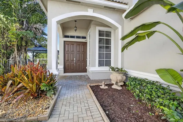 Fort Lauderdale, FL 33332,19309 SW 64th St