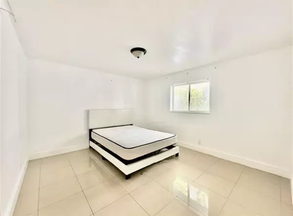 Fort Lauderdale, FL 33312,1548 SW 5th Pl #2