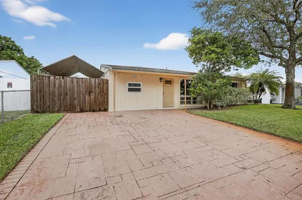 Fort Lauderdale, FL 33317,4901 SW 18th St