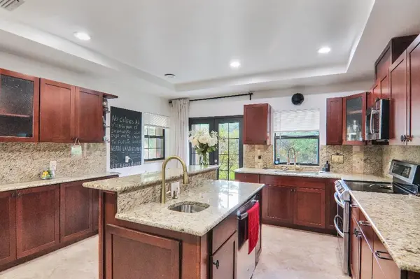 Davie, FL 33325,13602 SW 24th St