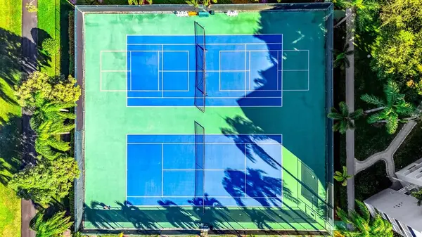 Pompano Beach, FL 33069,2214 S Cypress Bend Dr #106