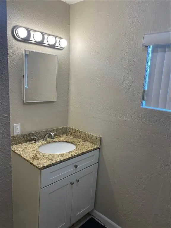 Fort Lauderdale, FL 33313,5701 NW 27th Ct