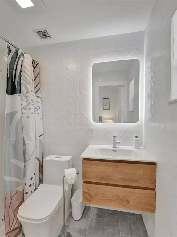 Boca Raton, FL 33431,260 NW 36th St