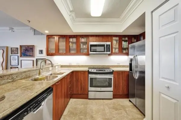 Fort Lauderdale, FL 33305,2011 N Ocean Blvd #1406N