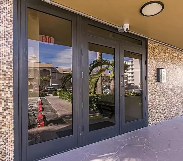 Hallandale Beach, FL 33009,301 Golden Isles Dr #507