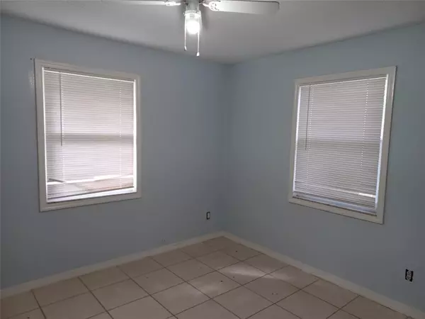 Fort Pierce, FL 34945,371 GOKCHOFF ROAD