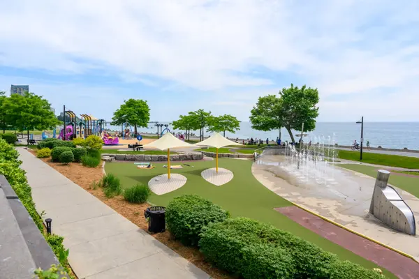 1347 Lakeshore RD #24, Burlington, ON L7S 1B1