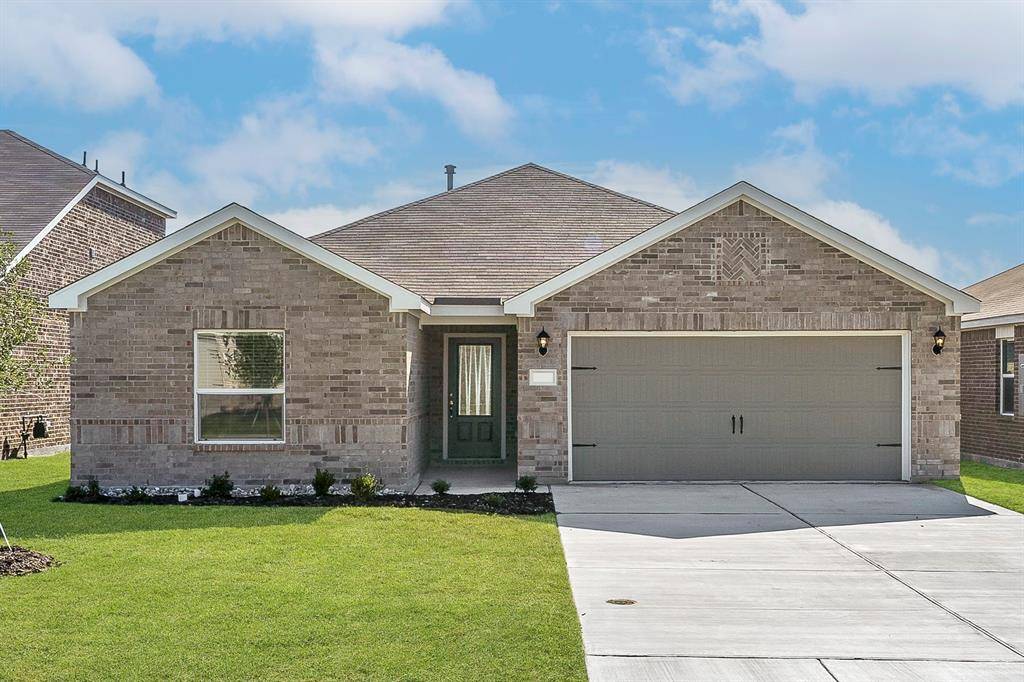 13404 Gitty Up Circle, Cresson, TX 76035