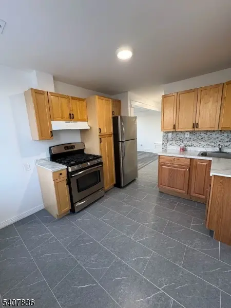 Belleville Twp., NJ 07109,114 Overlook Ave #1