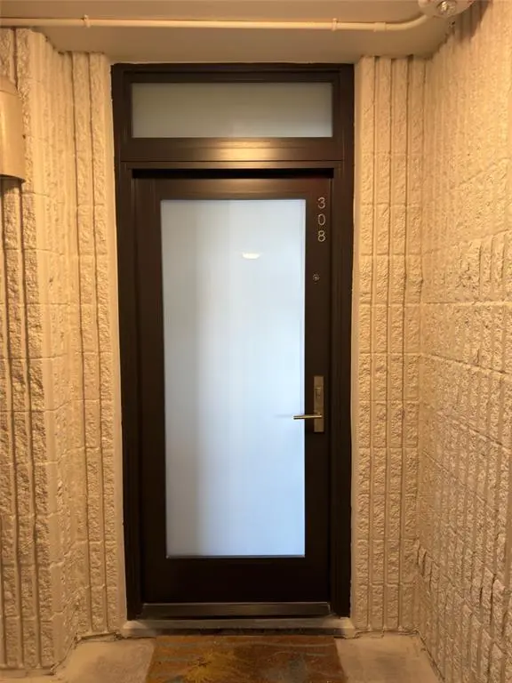 Hillsboro Beach, FL 33062,1167 Hillsboro Mile #308