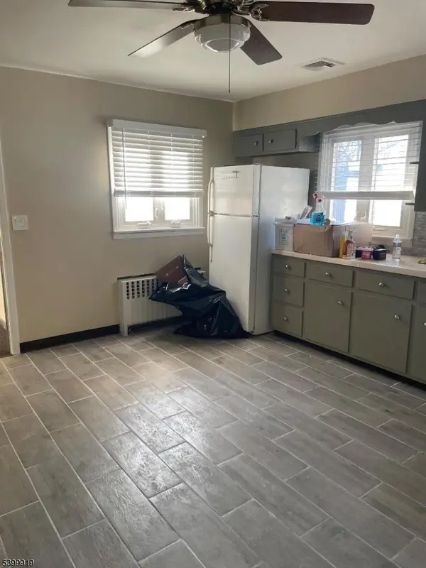 Hawthorne Boro, NJ 07506,113 Hawthorne Ave #2