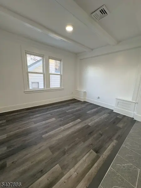 Belleville Twp., NJ 07109,114 Overlook Ave #1