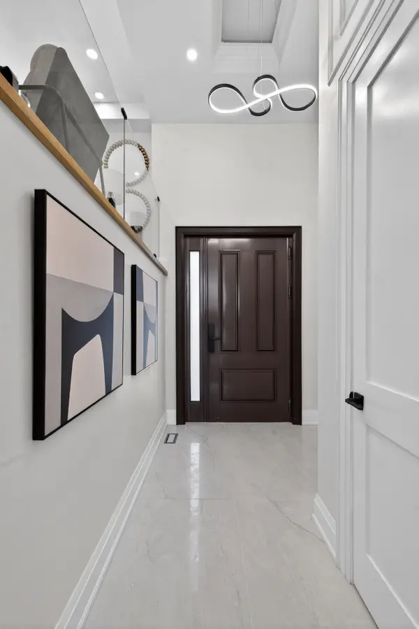 Toronto E03, ON M4B 1H2,245 Ferris RD