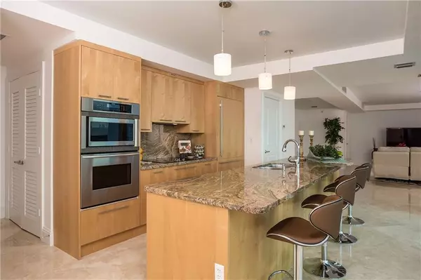 Fort Lauderdale, FL 33316,1200 Holiday Dr. #401