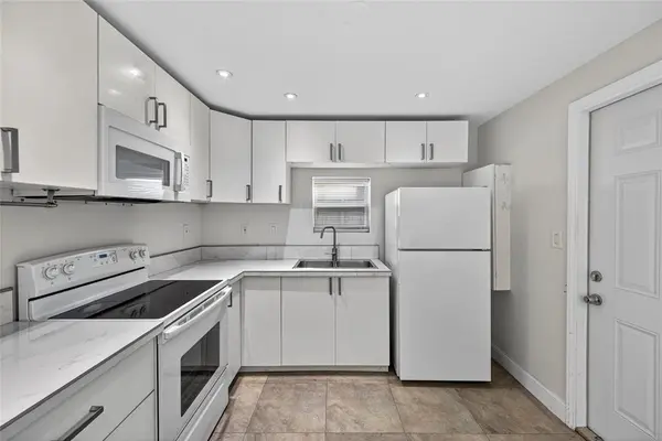 Fort Lauderdale, FL 33311,2009 NW 21st Ave