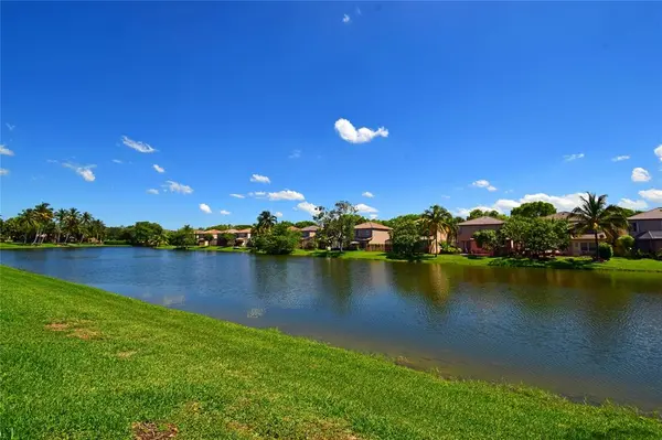 Plantation, FL 33322,10700 NW 14th St #157