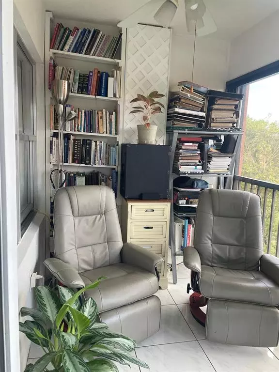 Pembroke Pines, FL 33027,701 SW 142nd Ave #411S