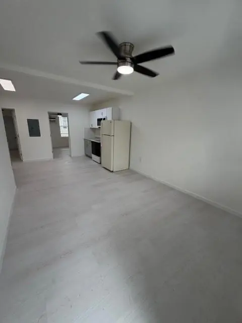 Lake Worth Beach, FL 33460,901 N J St #2