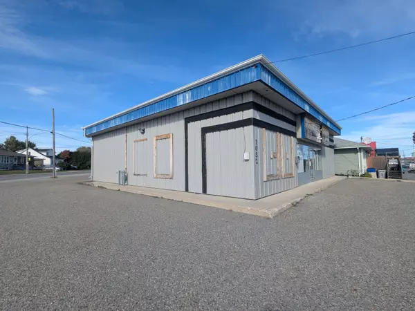 Timmins, ON P4N 3W3,1052 Riverside DR