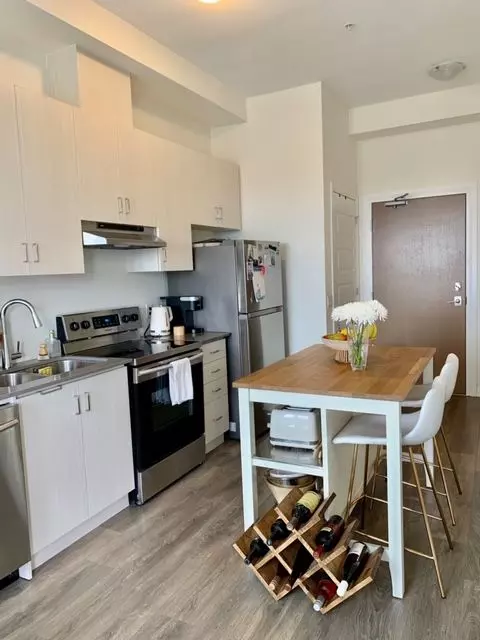 Milton, ON L9E 1K7,1105 Leger WAY #604