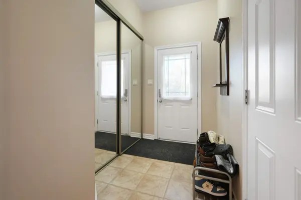 Beacon Hill North - South And Area, ON K1J 0A8,76 Indigo ST