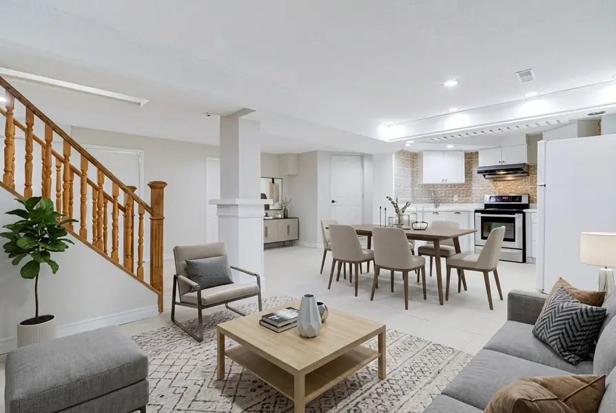 409 Silverthorne CRES, Mississauga, ON L5R 1W1