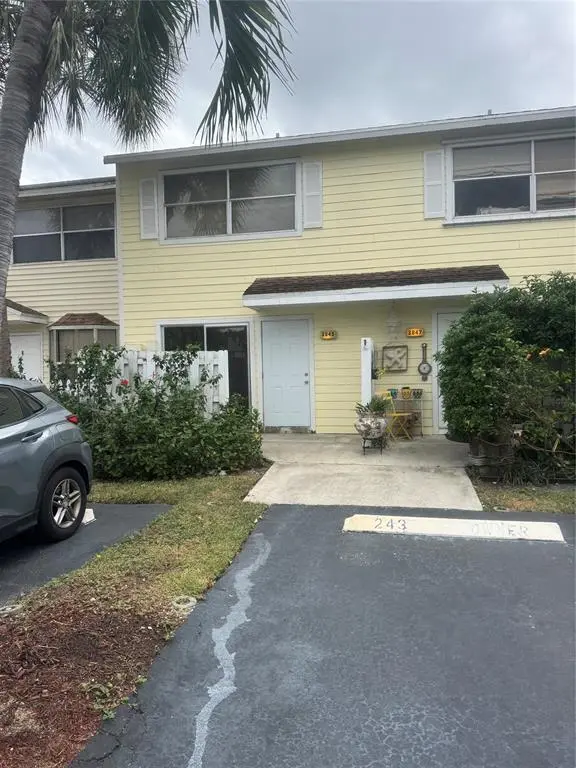 Pompano Beach, FL 33062,2845 NE 15th St