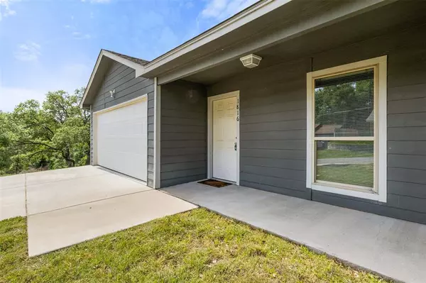 Granbury, TX 76049,1816 Hidden Valley Road