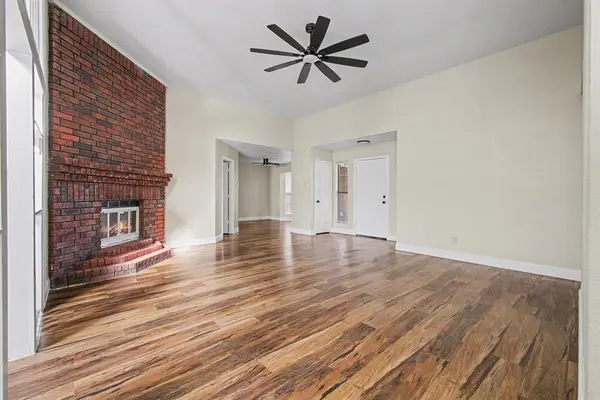 Garland, TX 75043,5313 Peninsula Way