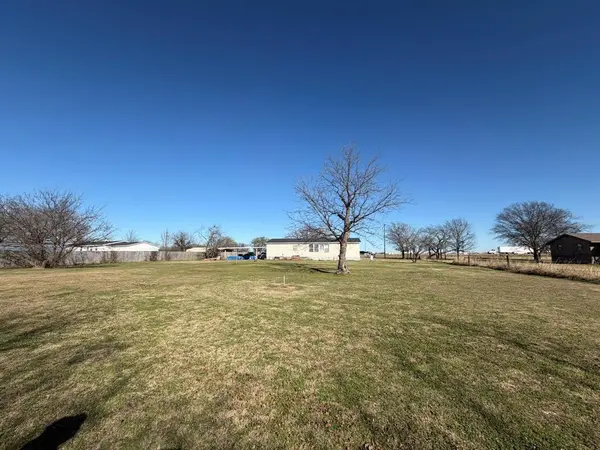 Alma, TX 75119,7311 S Interstate 45 Service Road