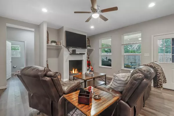 Azle, TX 76020,605 Madeline Court