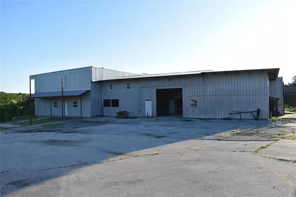 Bowie, TX 76230,1341 Hildreth Pool Road