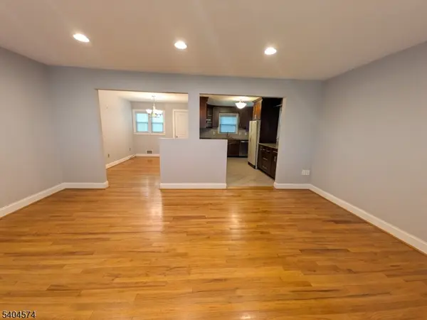 Elmwood Park Boro, NJ 07407,50 Kipp Ave