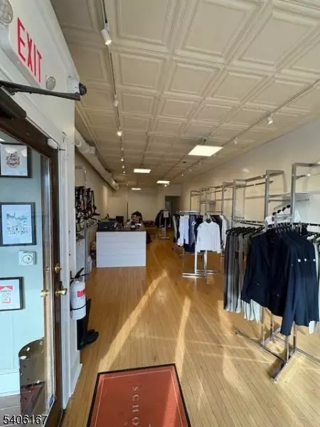 Bernardsville Boro, NJ 07924,27 Olcott Sq