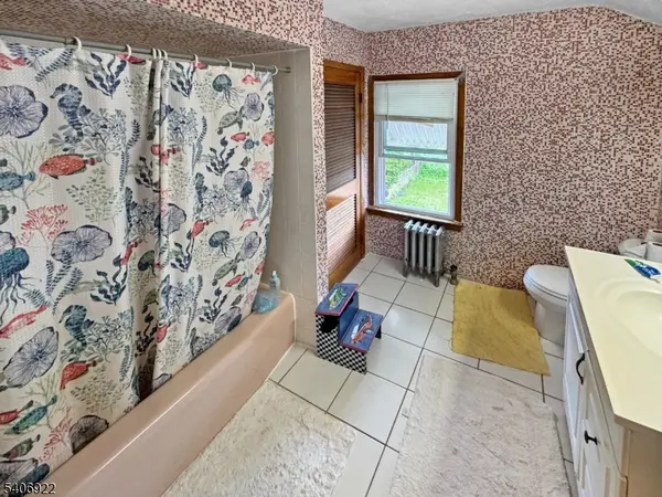 Hackensack City, NJ 07601,115 Kansas St