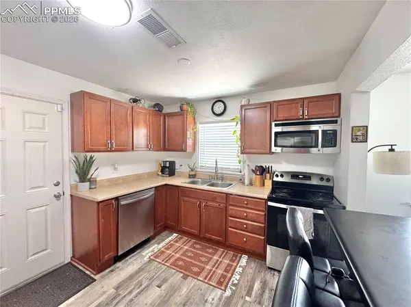 Pueblo, CO 81005,716 Quillian AVE
