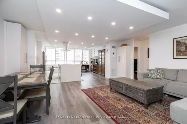 Toronto C01, ON M5G 2G4,633 Bay ST #903