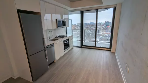 Toronto C01, ON M5T 0E5,195 McCaul ST #1514