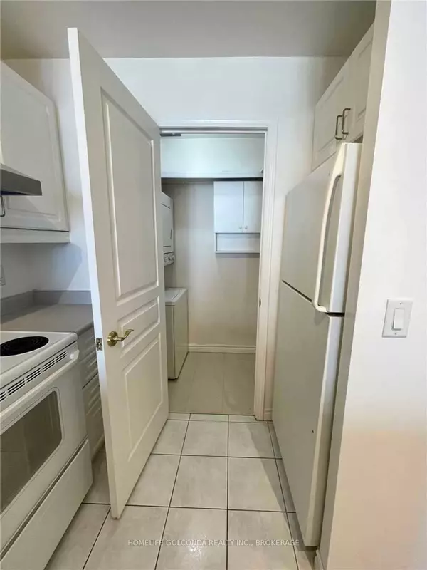 Toronto C14, ON M2N 7H4,28 Byng AVE #1011