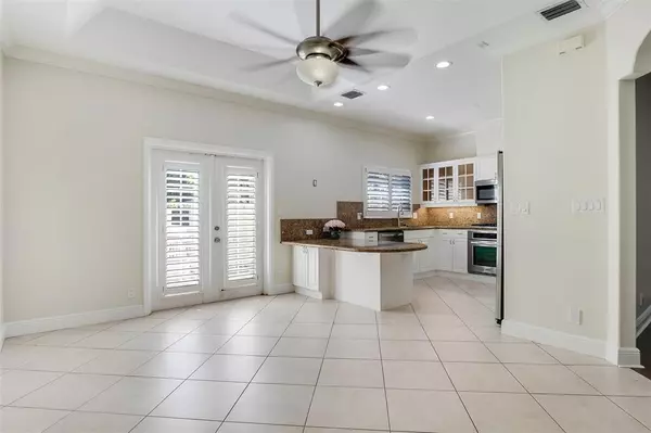 Fort Lauderdale, FL 33301,320 NE 7th Ave